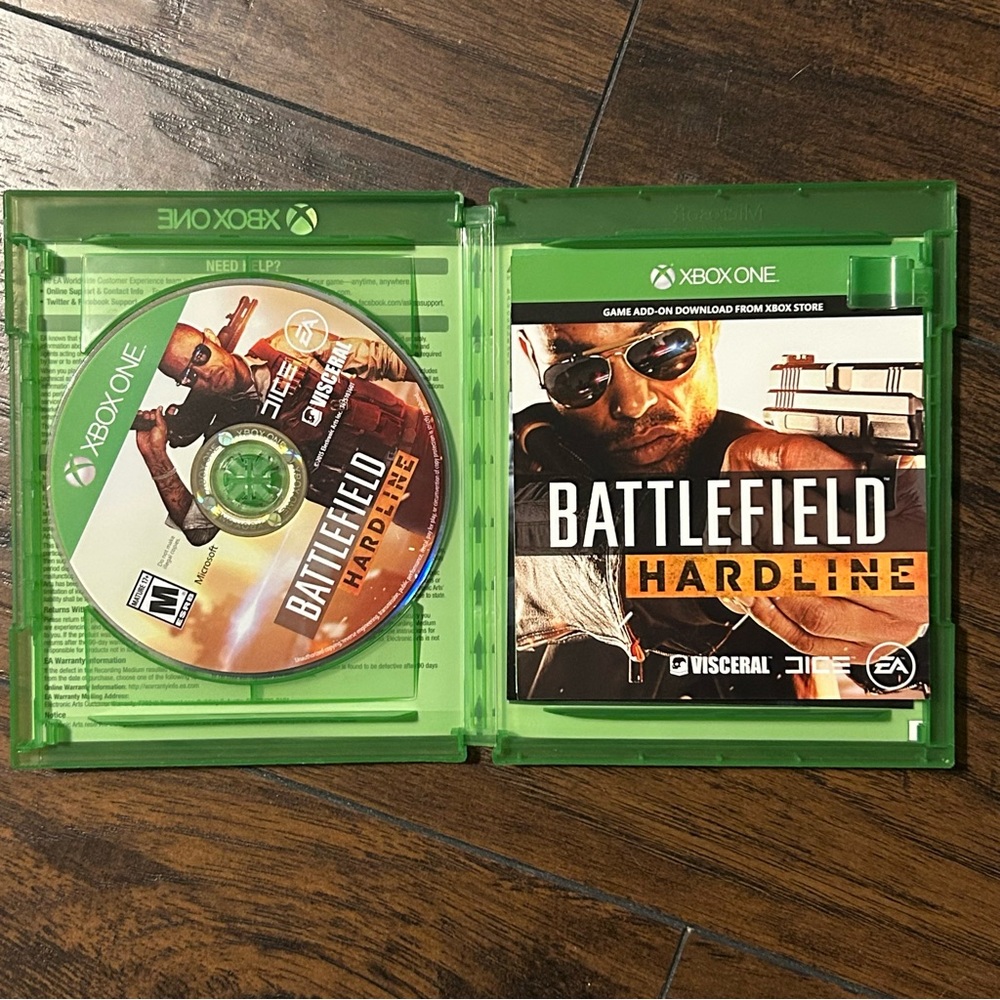Xbox One Game Bundle - Picture 6 of 7